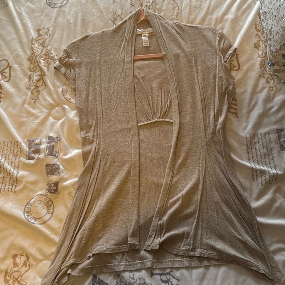 Short sleeve cardigan light gray size medium
